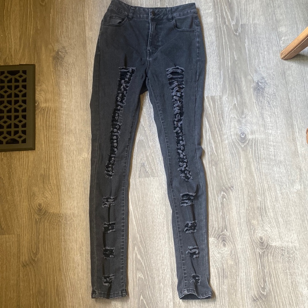 Dollskill skinny jeans distressed